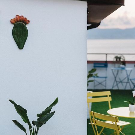 רג'יו די קאלאבריה B&B Fuori Squadro - In Centro Con Terrazza Relax Vista Mare מראה חיצוני תמונה