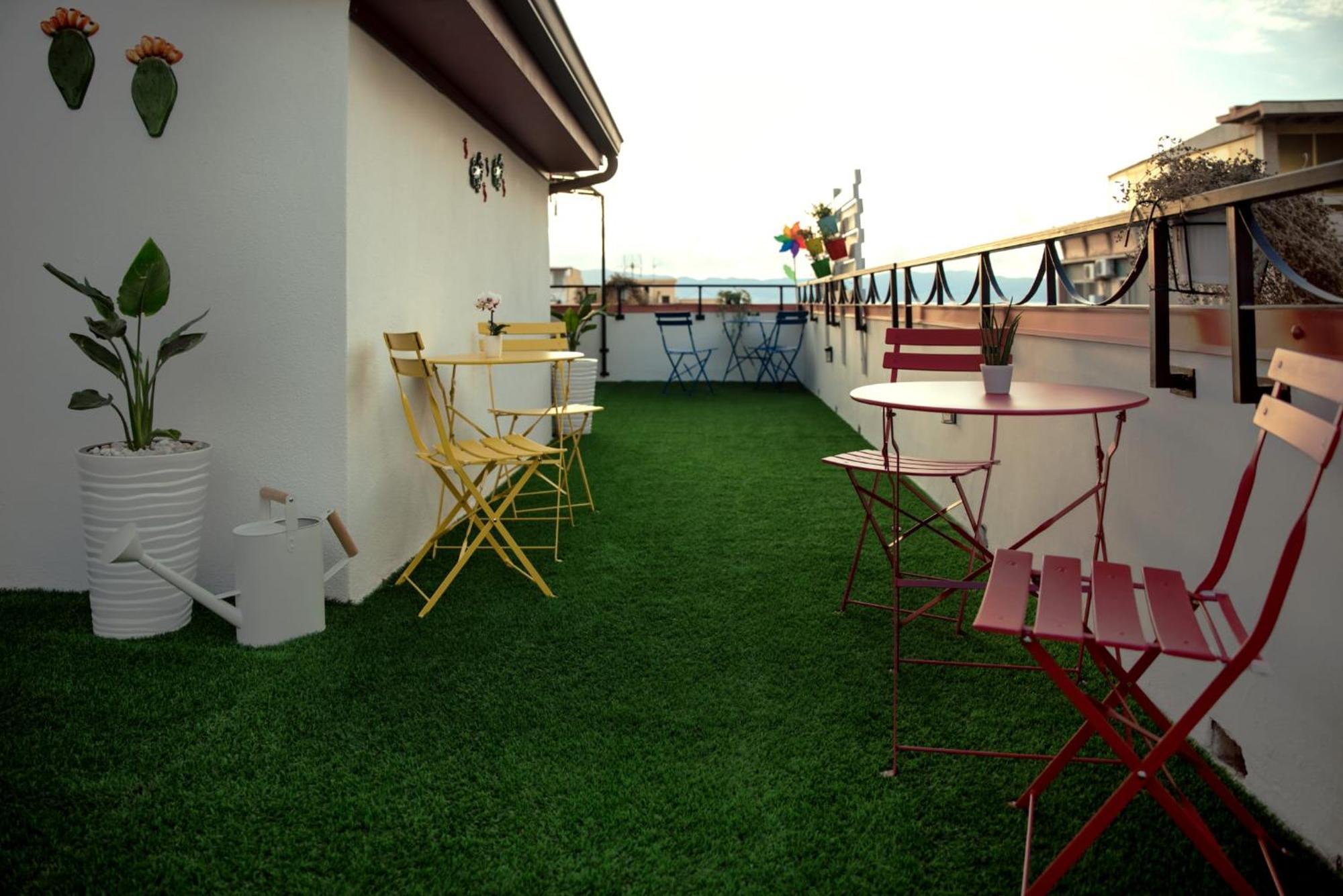 רג'יו די קאלאבריה B&B Fuori Squadro - In Centro Con Terrazza Relax Vista Mare מראה חיצוני תמונה